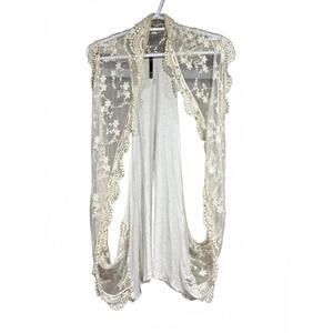 Love Culture Women's Cream Lace Open Front Vest